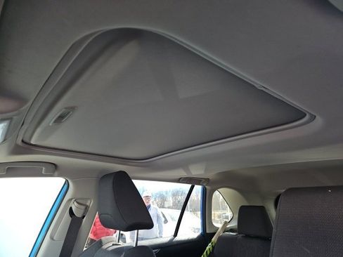 Used 2020 Toyota RAV4 XLE image 9