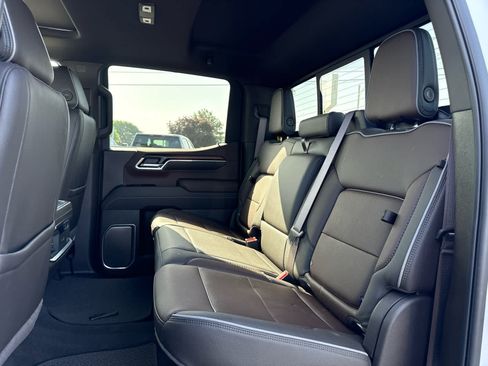 Certified 2025 GMC Sierra 1500 Denali w/ Denali Reserve Package AWD/4WD image 25