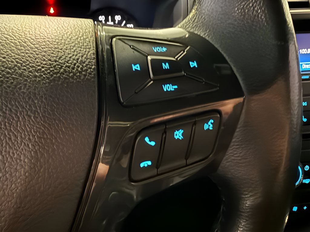 Used 2017 Ford Explorer XLT FWD image 33