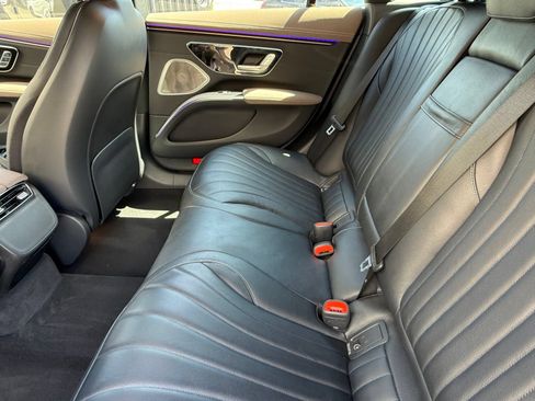 Used 2023 Mercedes-Benz EQS 450+ Sedan image 38