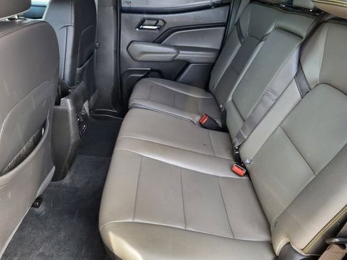 Used 2023 Chevrolet Colorado ZR2 w/ ZR2 Convenience Package III AWD/4WD image 22