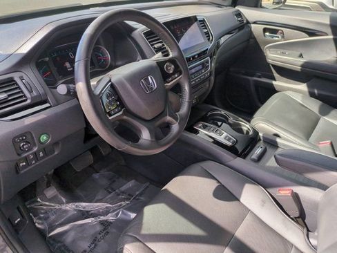 Used 2020 Honda Pilot Touring image 13