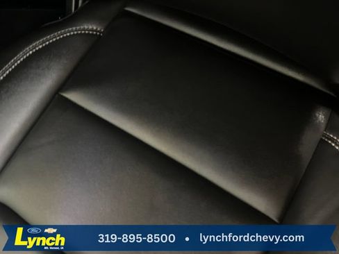 Used 2024 Ford Explorer XLT w/ Equipment Group 202A AWD/4WD image 7