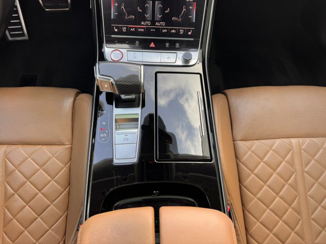 Used 2020 Audi S8 L AWD/4WD image 39