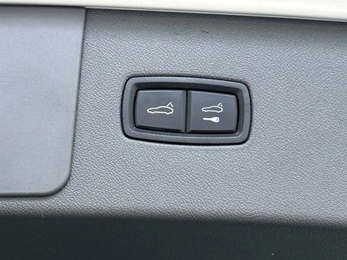 Used 2019 Porsche Cayenne AWD/4WD image 32