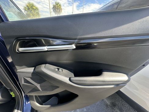 Certified 2023 Kia Seltos EX image 30