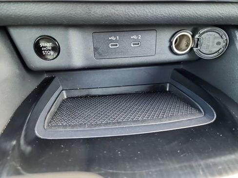 Used 2024 Nissan Rogue S image 24