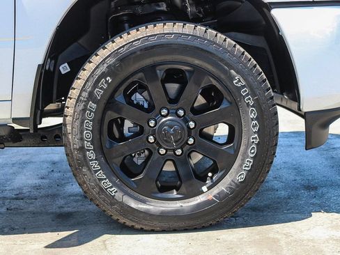 New 2026 RAM 2500 Laramie AWD/4WD image 11