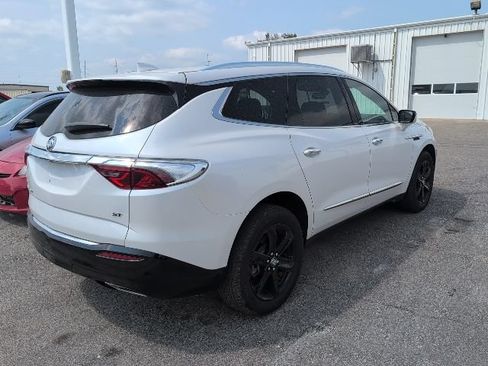 Used 2023 Buick Enclave Essence w/ Experience Buick Package AWD/4WD image 2