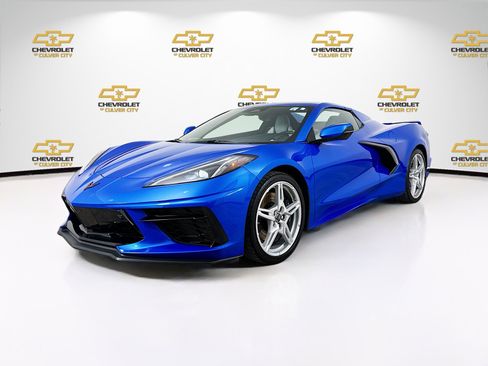 Used 2024 Chevrolet Corvette Stingray Preferred Conv w/ Z51 Performance Package RWD image 3