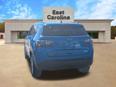 Certified 2025 Jeep Compass Latitude image 6
