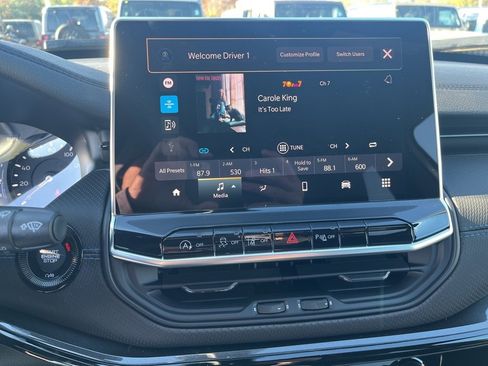 New 2026 Jeep Compass Limited image 25