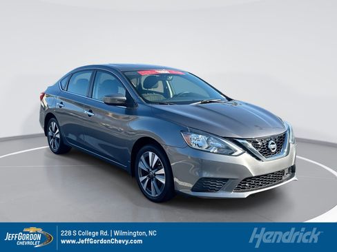 Used 2019 Nissan Sentra SV w/ Special Edition Package image 1