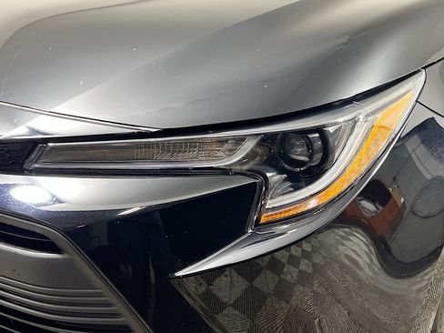 Used 2024 Toyota Corolla LE image 12