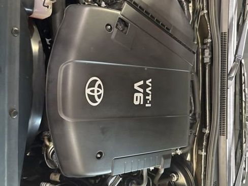 Used 2012 Toyota Tacoma PreRunner image 26