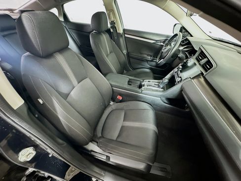 Used 2019 Honda Civic EX image 29