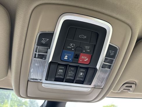 Certified 2021 RAM 3500 Laramie AWD/4WD image 26