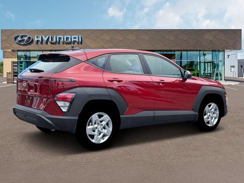 New 2026 Hyundai Kona SE FWD image 8