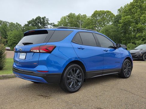 Used 2024 Chevrolet Equinox RS w/ RS Leather Package FWD image 4