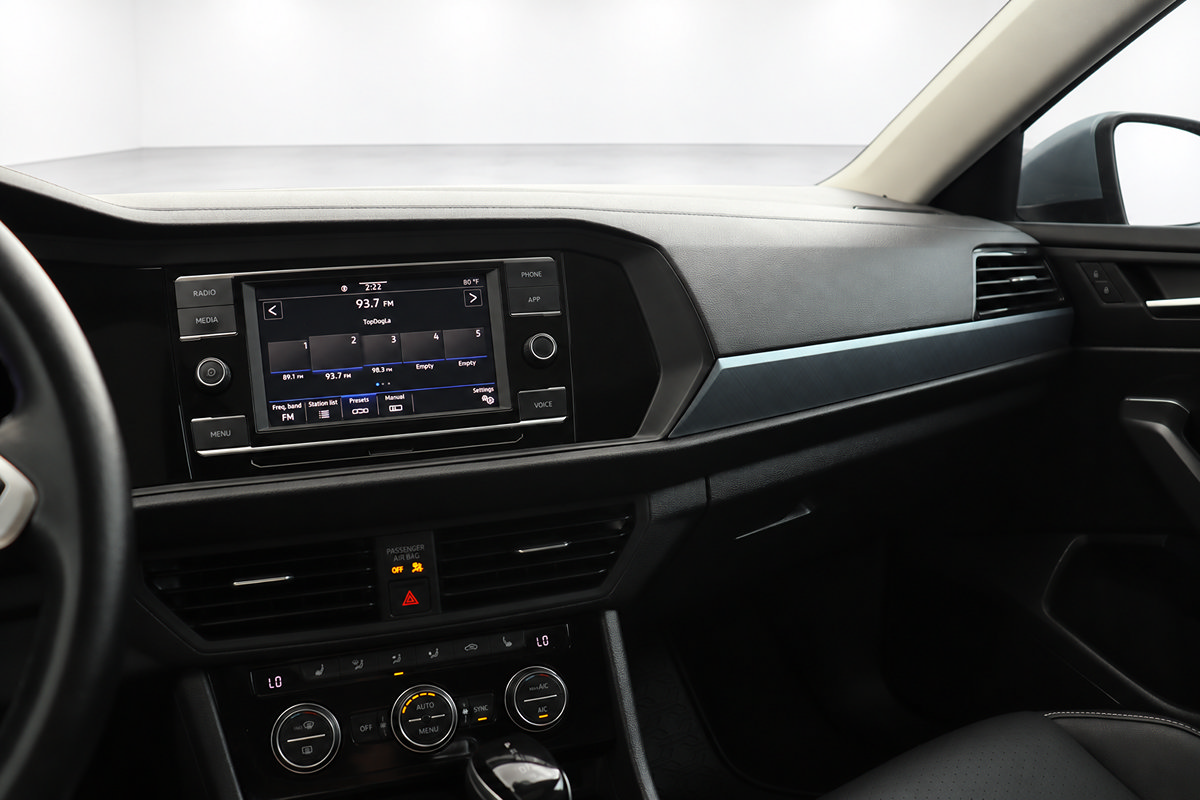 Used 2022 Volkswagen Jetta SE FWD image 30