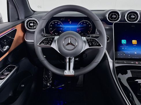 New 2026 Mercedes-Benz GLC 300 image 4