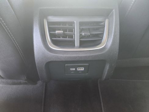 Used 2023 Chevrolet Blazer LT image 29