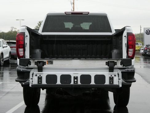 Used 2024 GMC Sierra 2500 SLE w/ SLE Convenience Package image 22