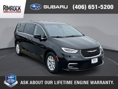 Used 2024 Chrysler Pacifica Touring-L