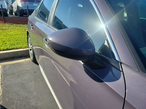 Certified 2024 Honda Civic EX-L image 11