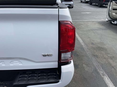 Used 2023 Toyota Tacoma SR5 w/ Technology Package image 13