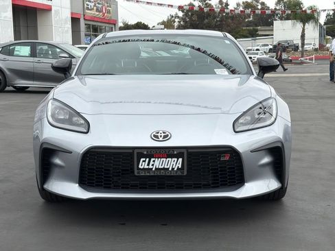 New 2026 Toyota GR86 Premium RWD image 3