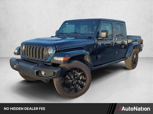 Used 2025 Jeep Gladiator Sport AWD/4WD image 1