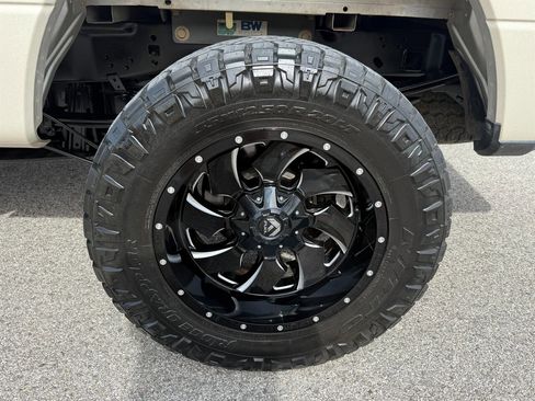 Used 2017 Ford F250 Lariat w/ Lariat Ultimate Package image 27