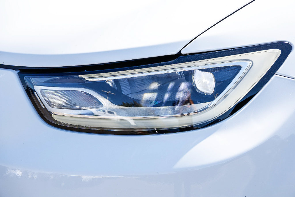 Used 2021 Chrysler Pacifica Touring-L FWD image 8