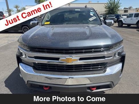 Used 2021 Chevrolet Silverado 1500 LT AWD/4WD image 9