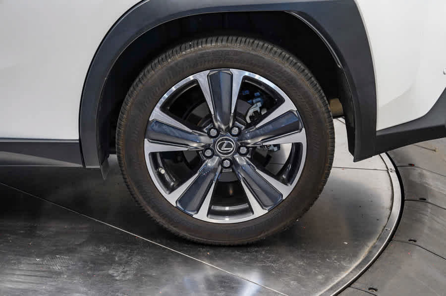 Used 2024 Lexus UX 250h FWD image 10