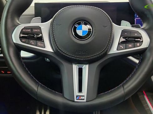 Used 2025 BMW X7 M60i AWD/4WD image 46