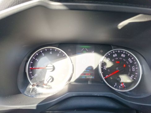 Used 2021 Toyota RAV4 XLE image 20