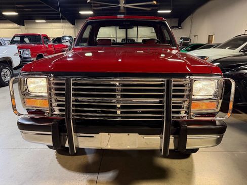 Used 1992 Dodge D/W Truck 250 image 10