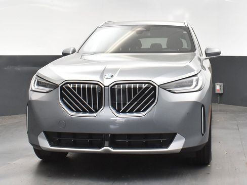 Certified 2025 BMW X3 xDrive30i w/ Premium Package image 10