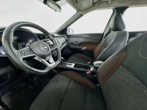 Used 2023 Nissan Kicks SR FWD image 36