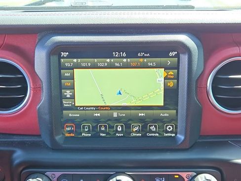 Used 2023 Jeep Wrangler Unlimited Rubicon 392 image 24