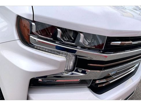 Used 2022 Chevrolet Silverado 1500 High Country AWD/4WD image 33