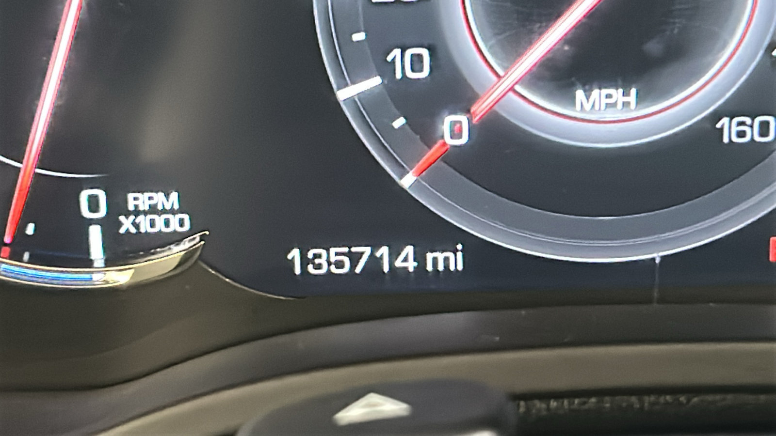Used 2018 Cadillac Escalade Luxury AWD/4WD image 23
