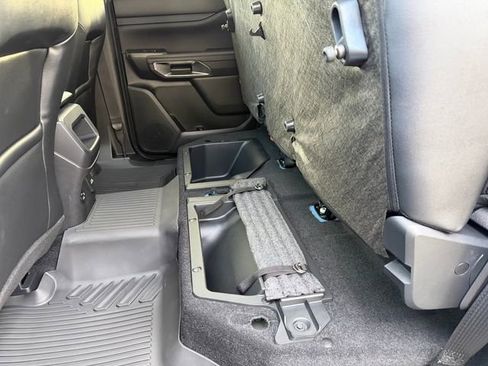 New 2025 Ford Ranger Lariat w/ FX4 Off-Road Package image 21