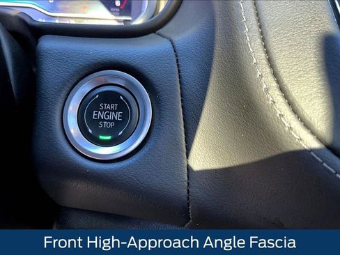 Certified 2024 Chevrolet Suburban Z71 w/ Luxury Package image 28