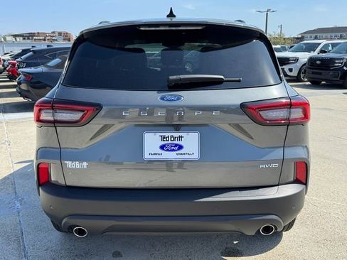 Certified 2025 Ford Escape ST-Line w/ Tech Pack #1 image 9