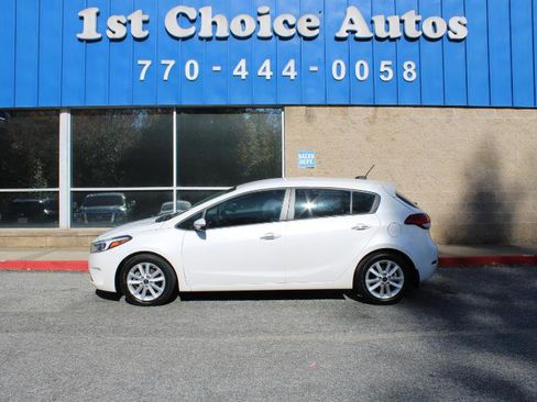 Used 2017 Kia Forte LX w/ LX Popular Plus Package image 8