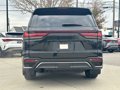 New 2025 Lexus LX 700h F Sport image 7