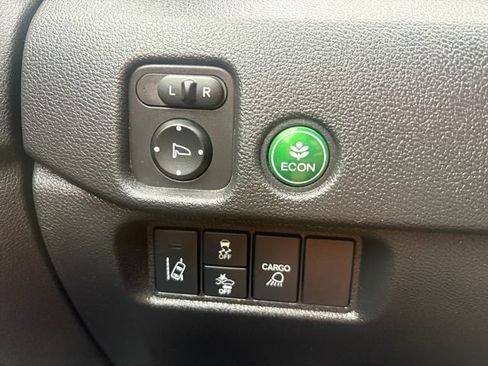 Certified 2024 Honda Ridgeline RTL image 19